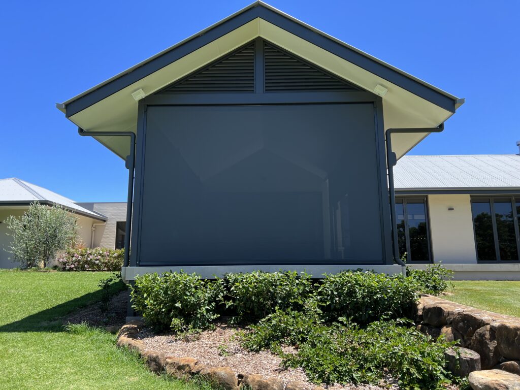 Ziptrak Awning Mapleton